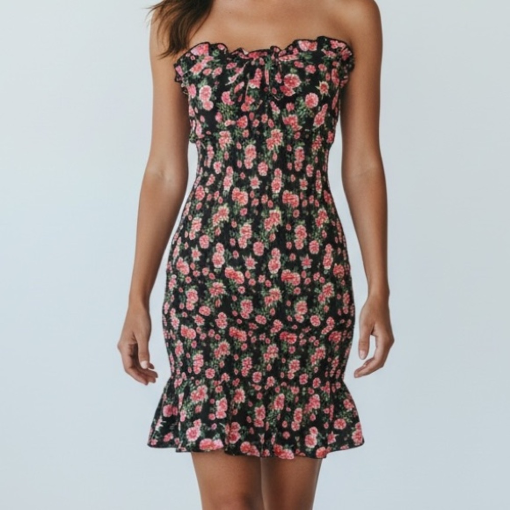 ASOS Black Floral Strapless Smocked Mini Dress NWT Size US 4